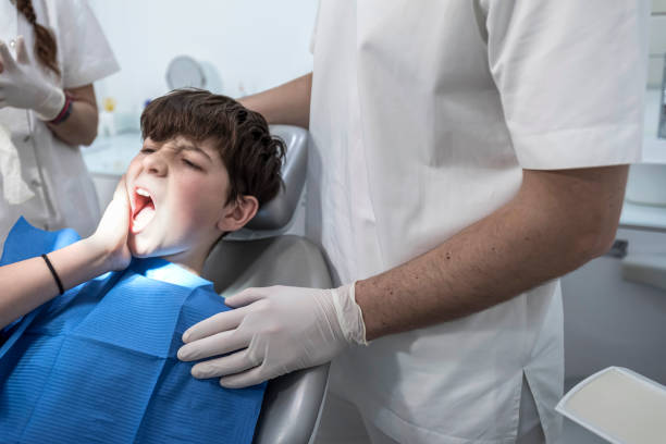 Best Urgent Tooth Repair  in Una, WA